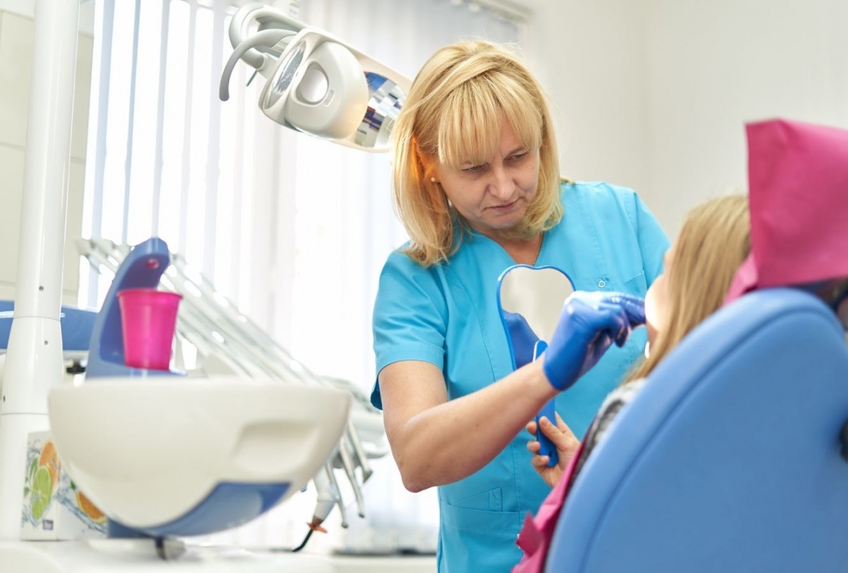 Wnętrze przychodni Coverdent – gabinet leczenia stomatologicznego